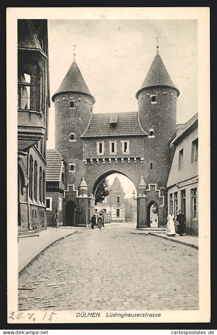 AK Dülmen, Lüdinghauser Strasse mit Stadttor