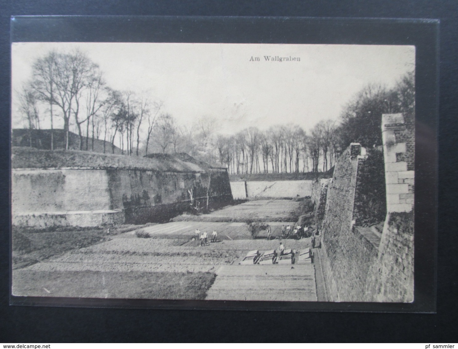 AK Elsass 1917 Am Wallgraben. Feldpost 1. WK Gebr. Kuhmichel GmbH.
