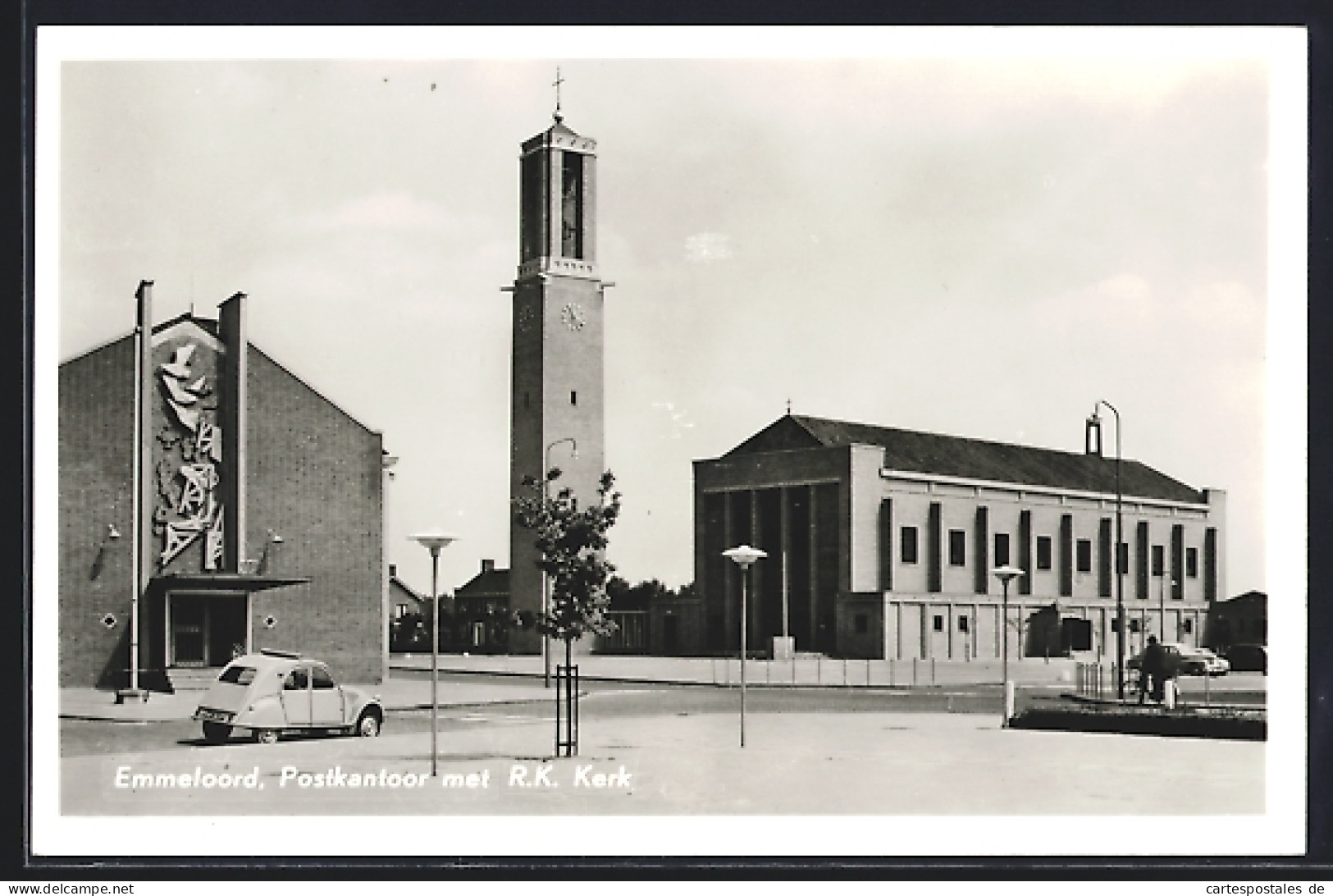 AK Emmeloord, Postkantoor met RK Kerk