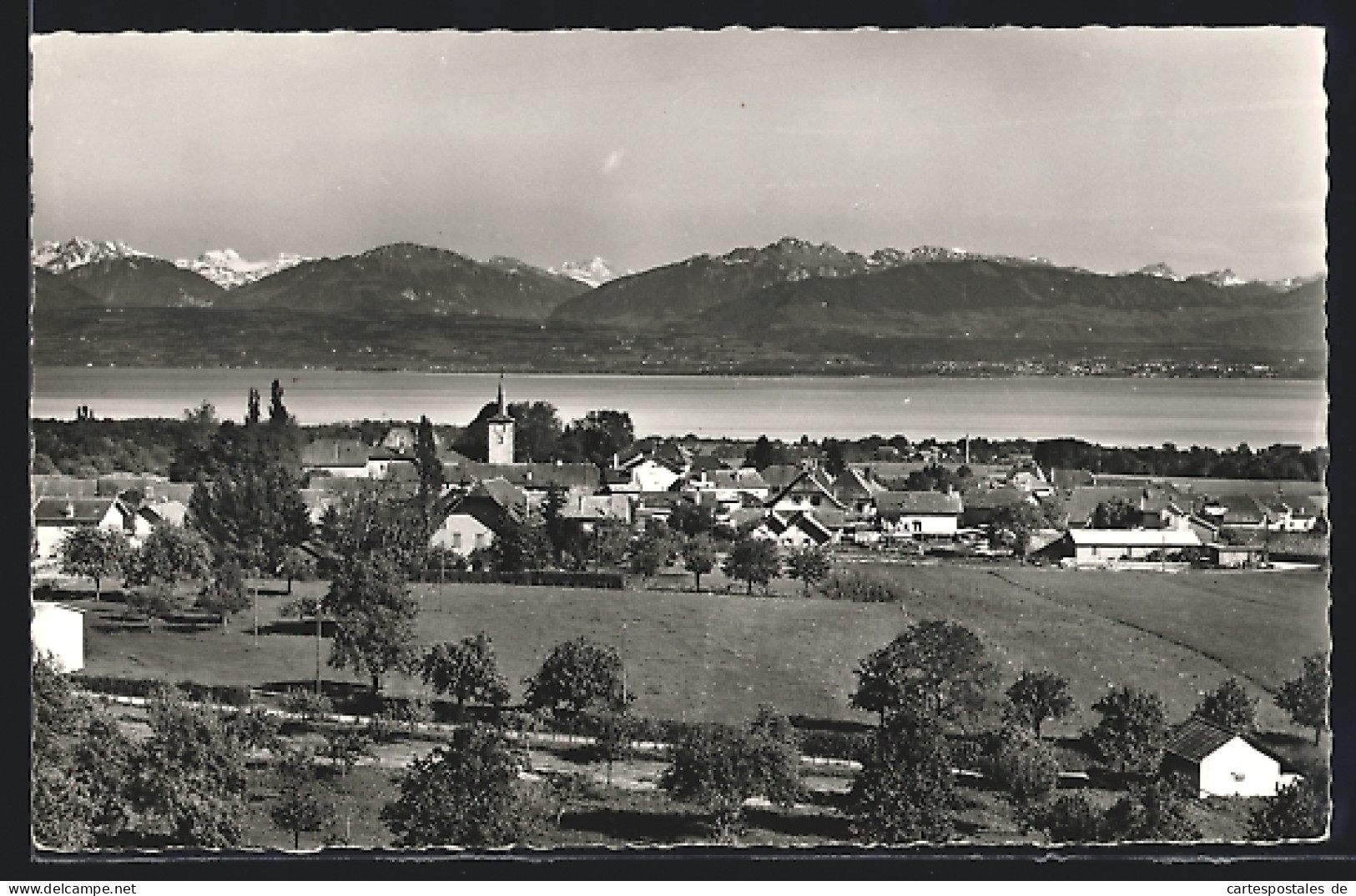 AK Etoy, Ortsansicht bei Tag