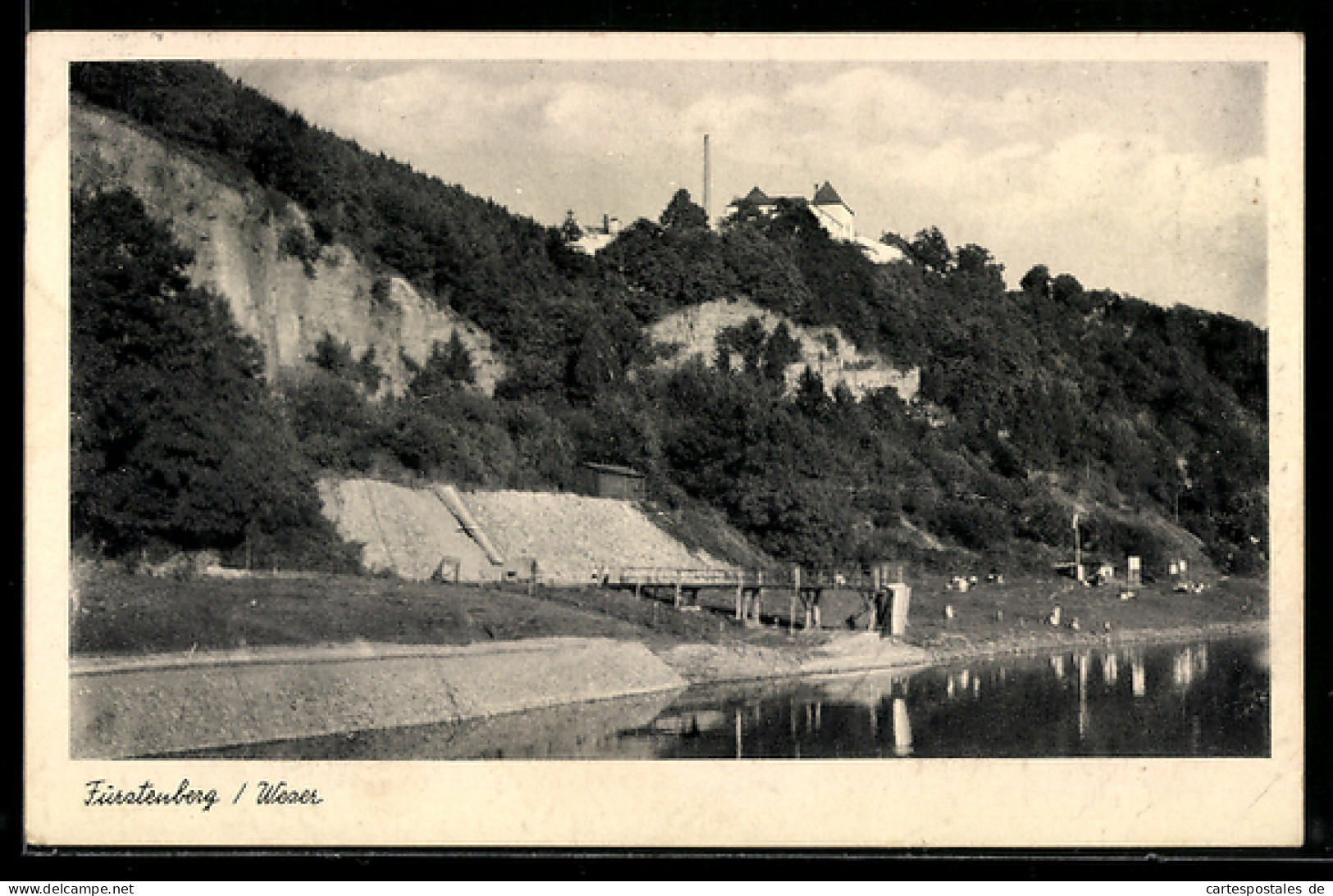 AK Fürstenberg /Weser, Blick auf Schloss und Weserufer