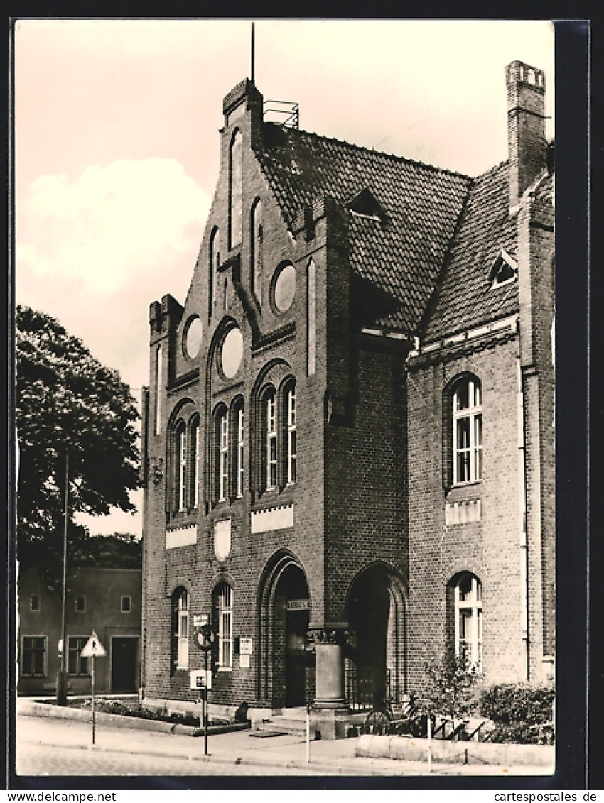 AK Gartz /Oder, Ansicht vom Rathaus