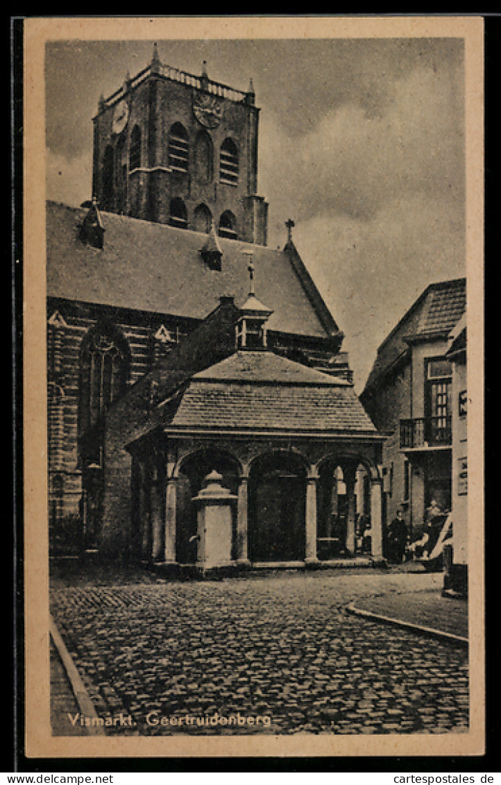 AK Geertruidenberg, Vismarkt met kerk op de achtergrond
