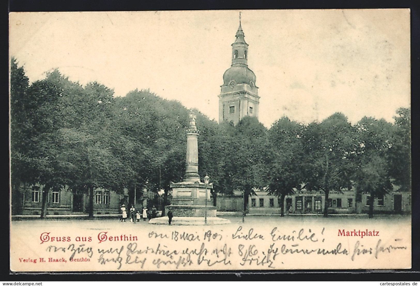 AK Genthin, Marktplatz mit Denkmal