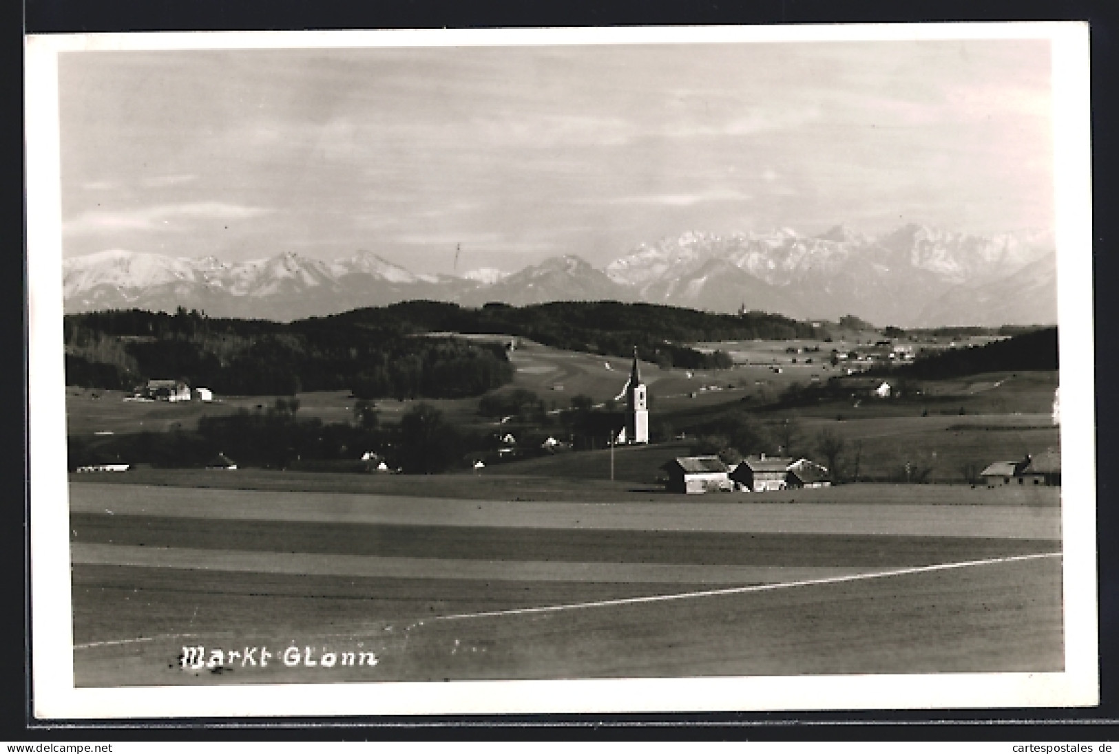AK Glonn, Ortsansicht vor Bergpanorama