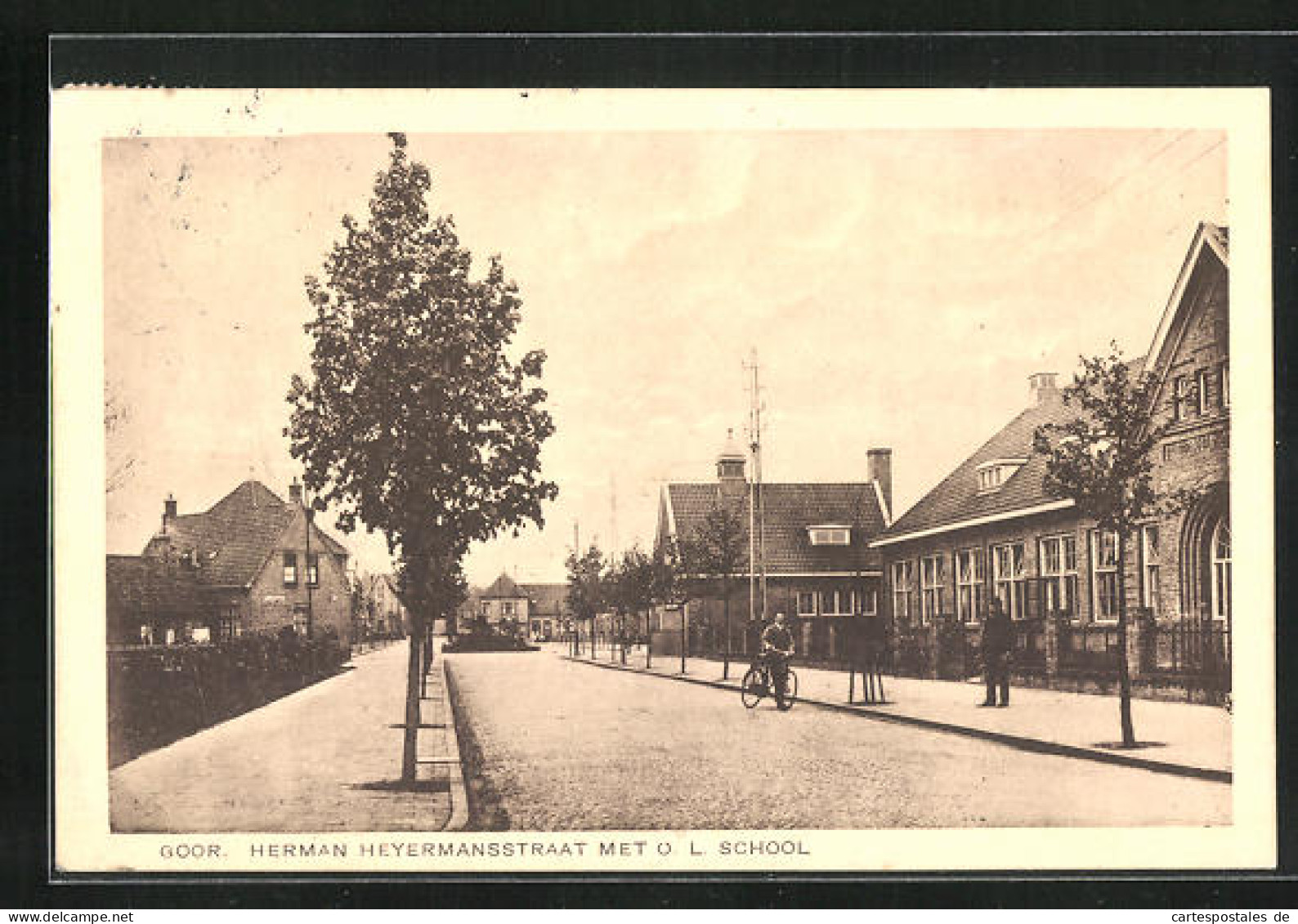 AK Goor, Herman Heyermansstraat met O. L. school