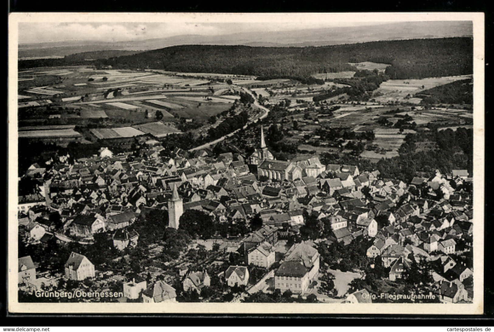 AK Grünberg /Oberhessen, Teilansicht mit Kirche, Fliegeraufnahme