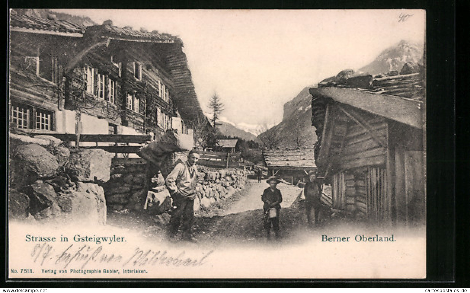 AK Gsteigwiler /Berner Oberland, Strassenpartie mit Anwohnern