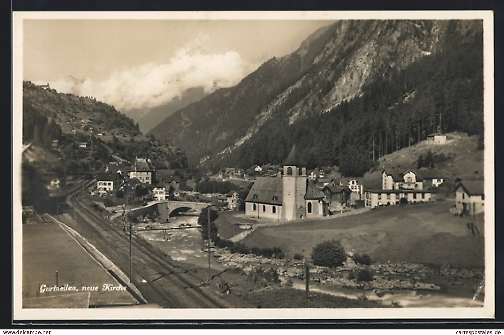 AK Gurtnellen, Totalansicht mit neuer Kirche