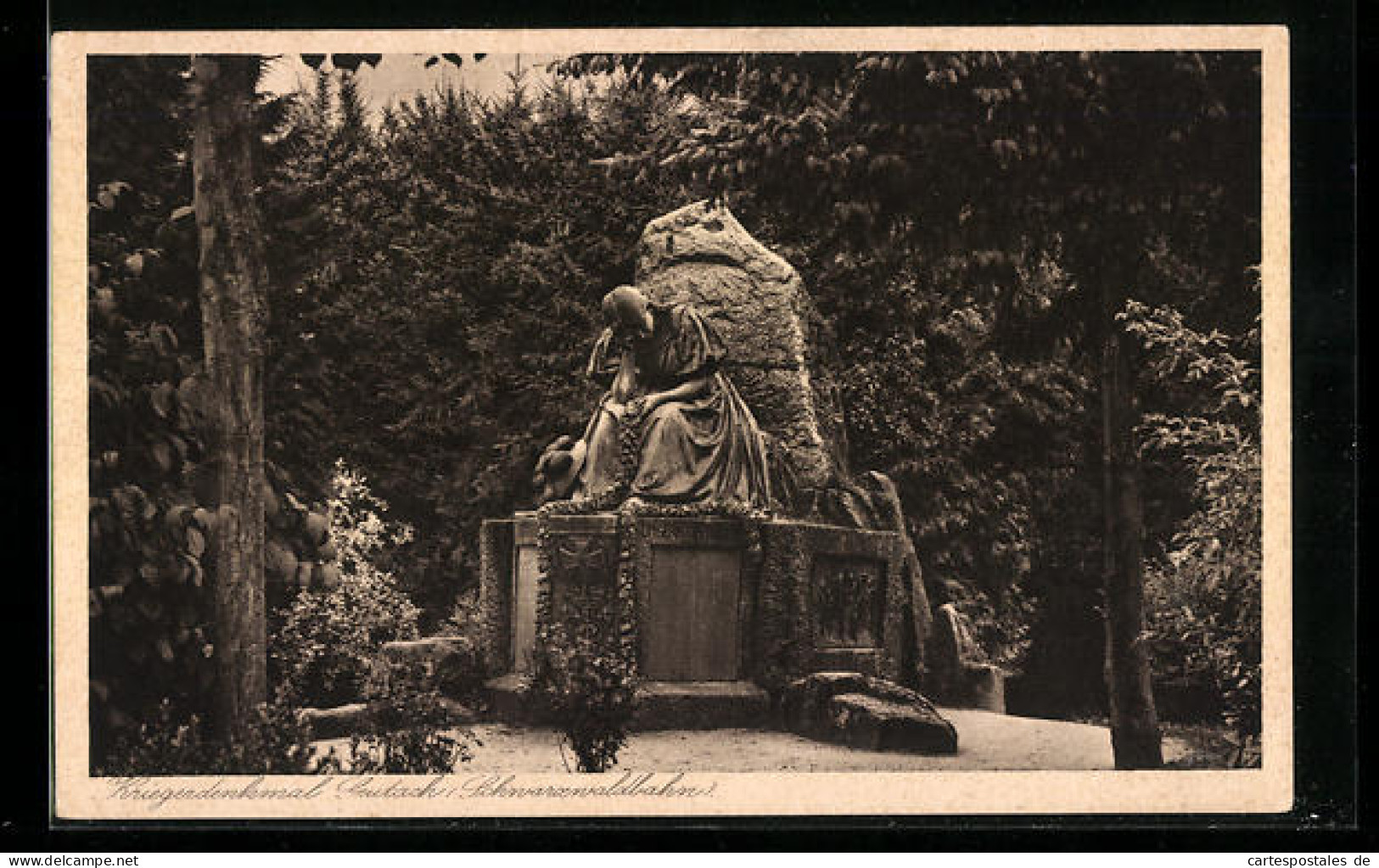 AK Gutach /Schwarzwaldbahn, Blick auf das Kriegerdenkmal