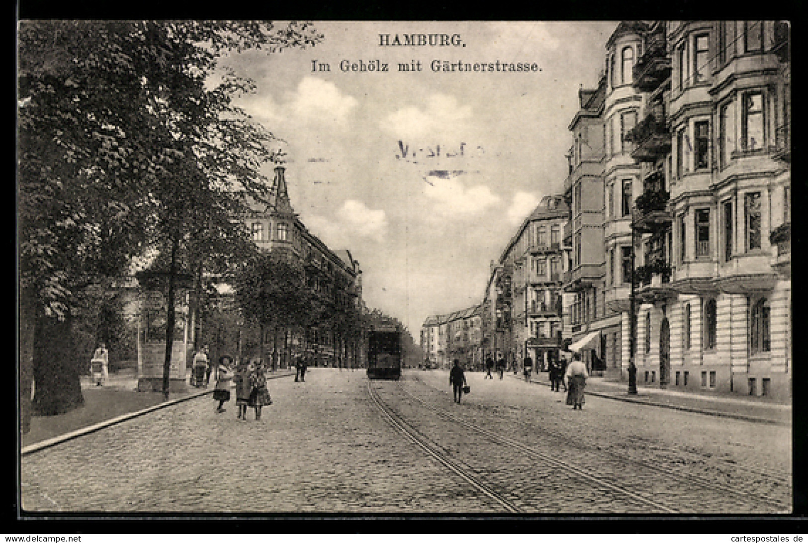 AK Hamburg-Eimsbüttel, Gehölz mit Gärtnerstrasse und Strassenbahn