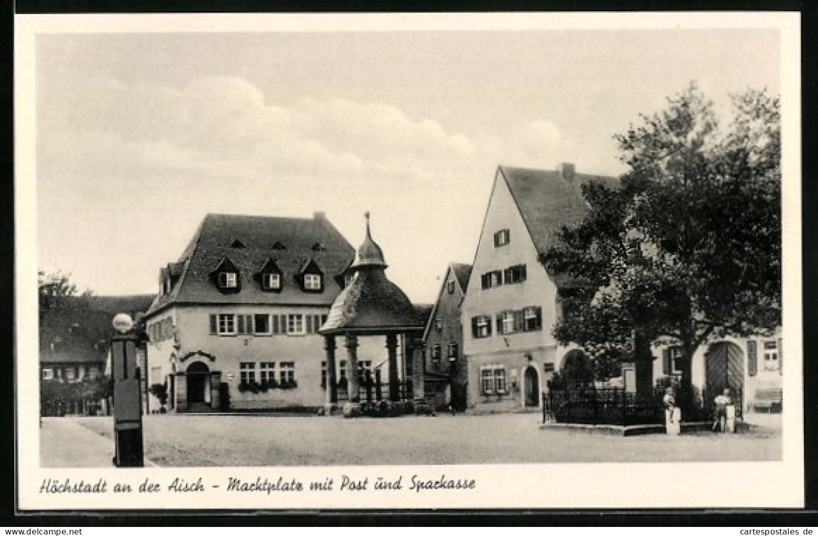 AK Höchstadt an der Aisch, Marktplatz mit Post, Sparkasse und Tankstelle