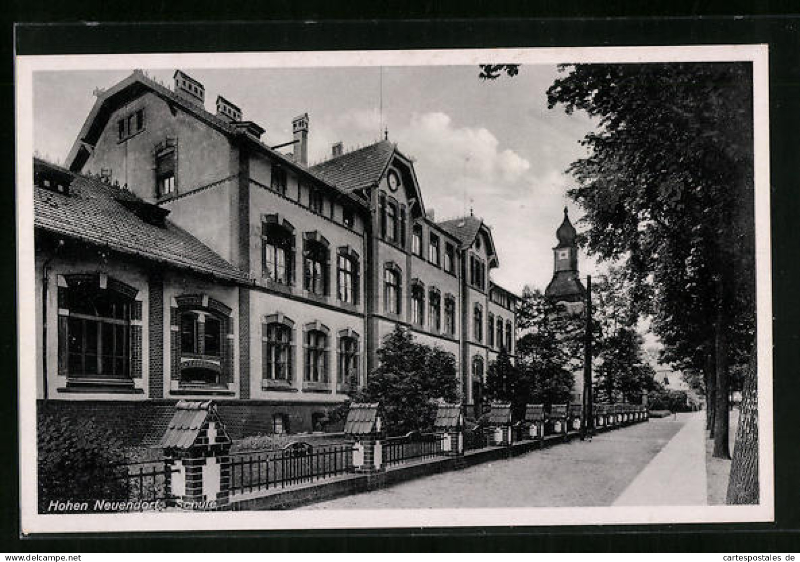 AK Hohen Neuendorf, Schule