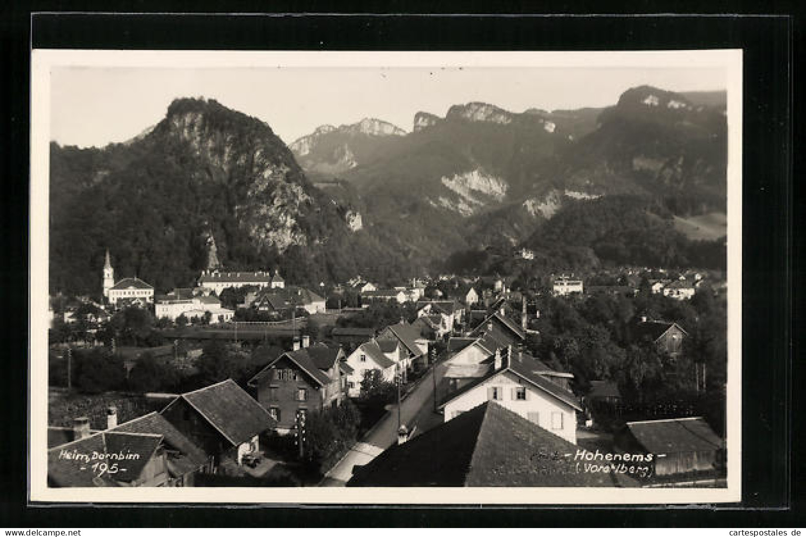 AK Hohenems, Teilansicht mit Strassenpartie