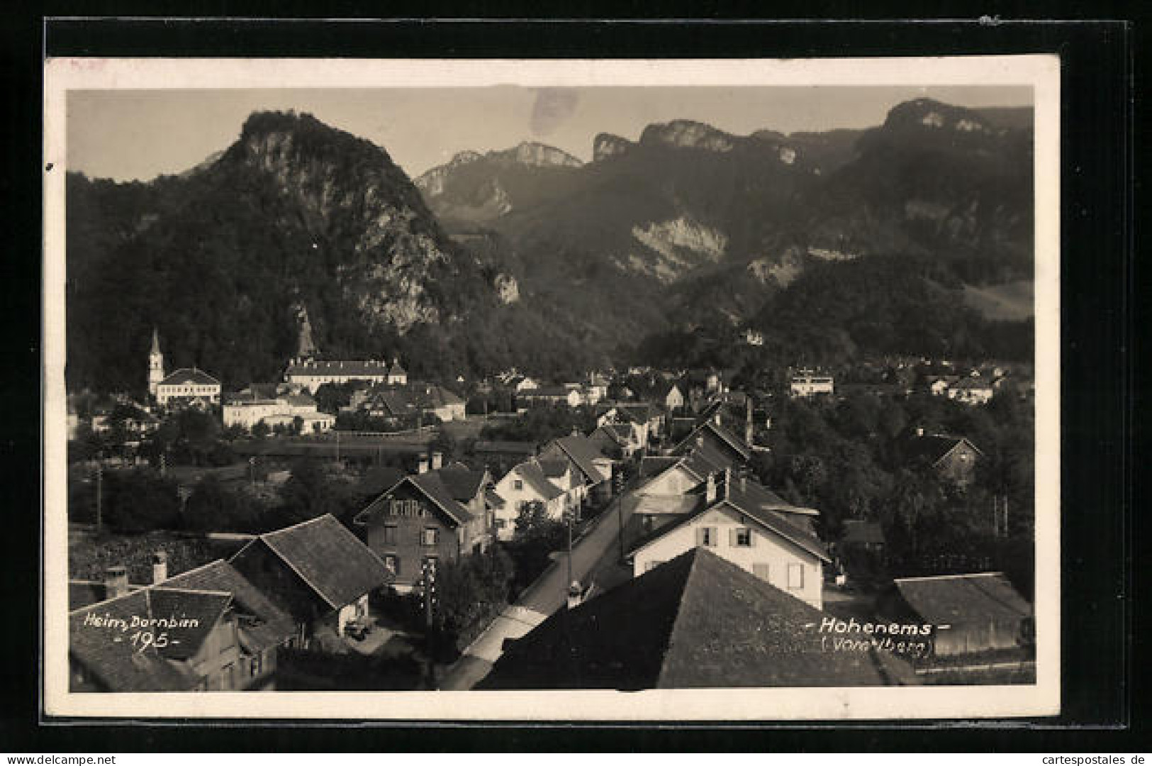 AK Hohenems, Teilansicht mit Strassenpartie