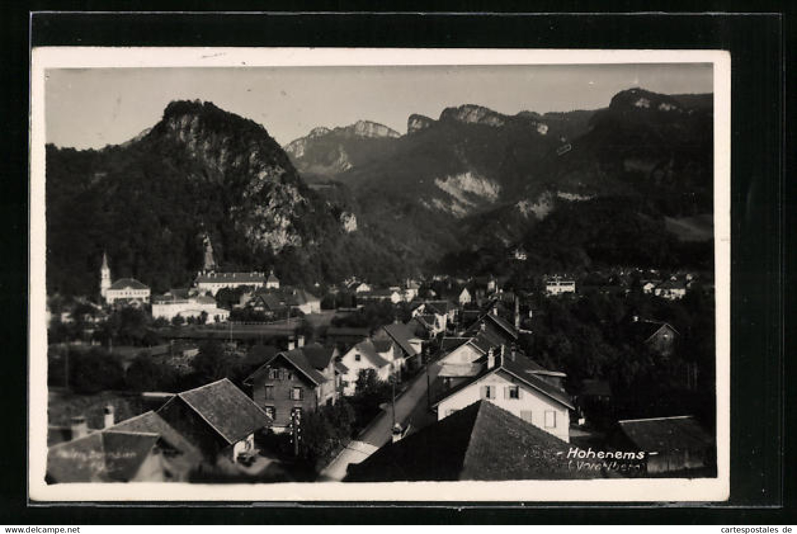 AK Hohenems, Teilansicht mit Strassenpartie