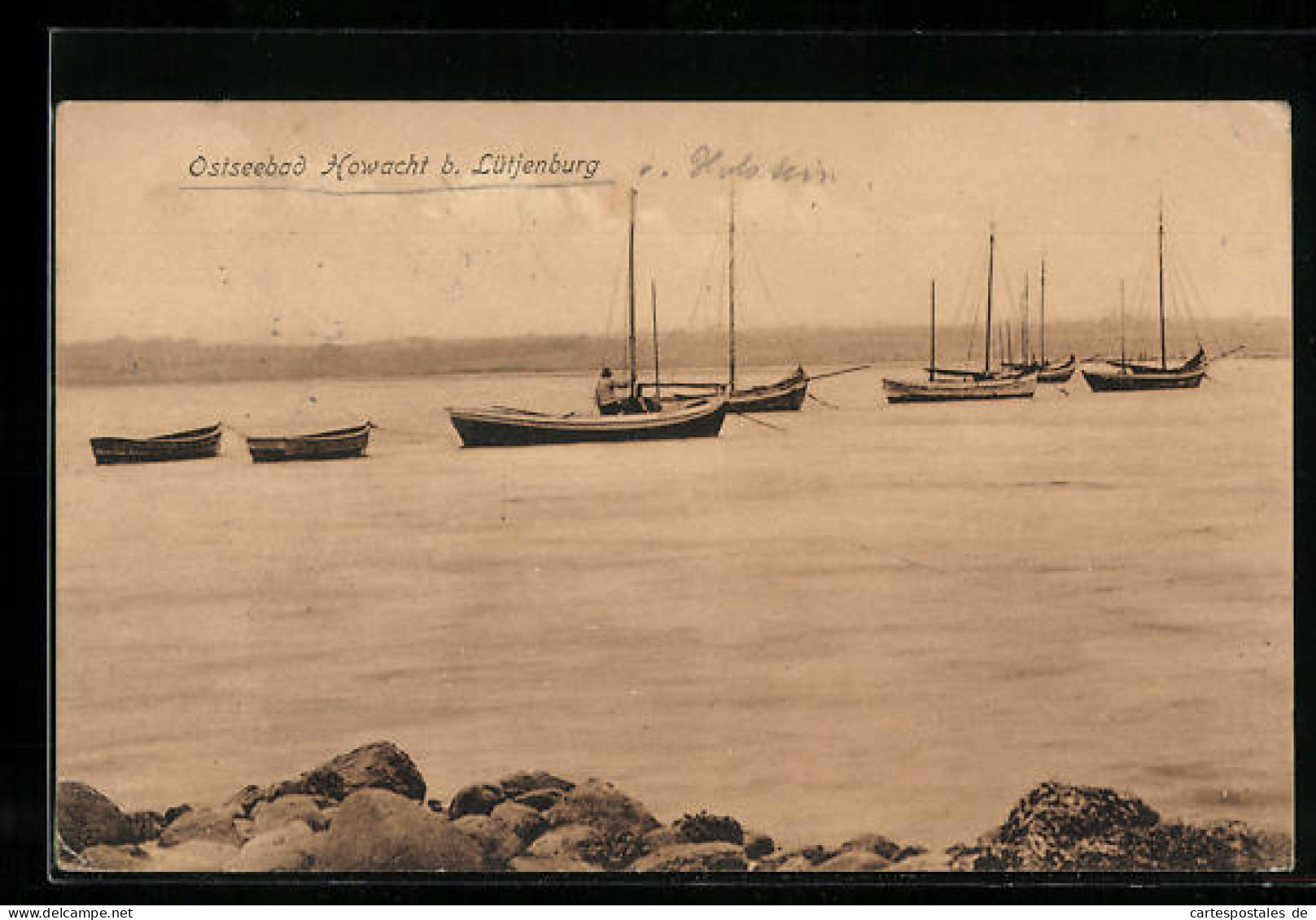 AK Howacht b. Lütjenburg, Ostseebad, Strand mit Booten