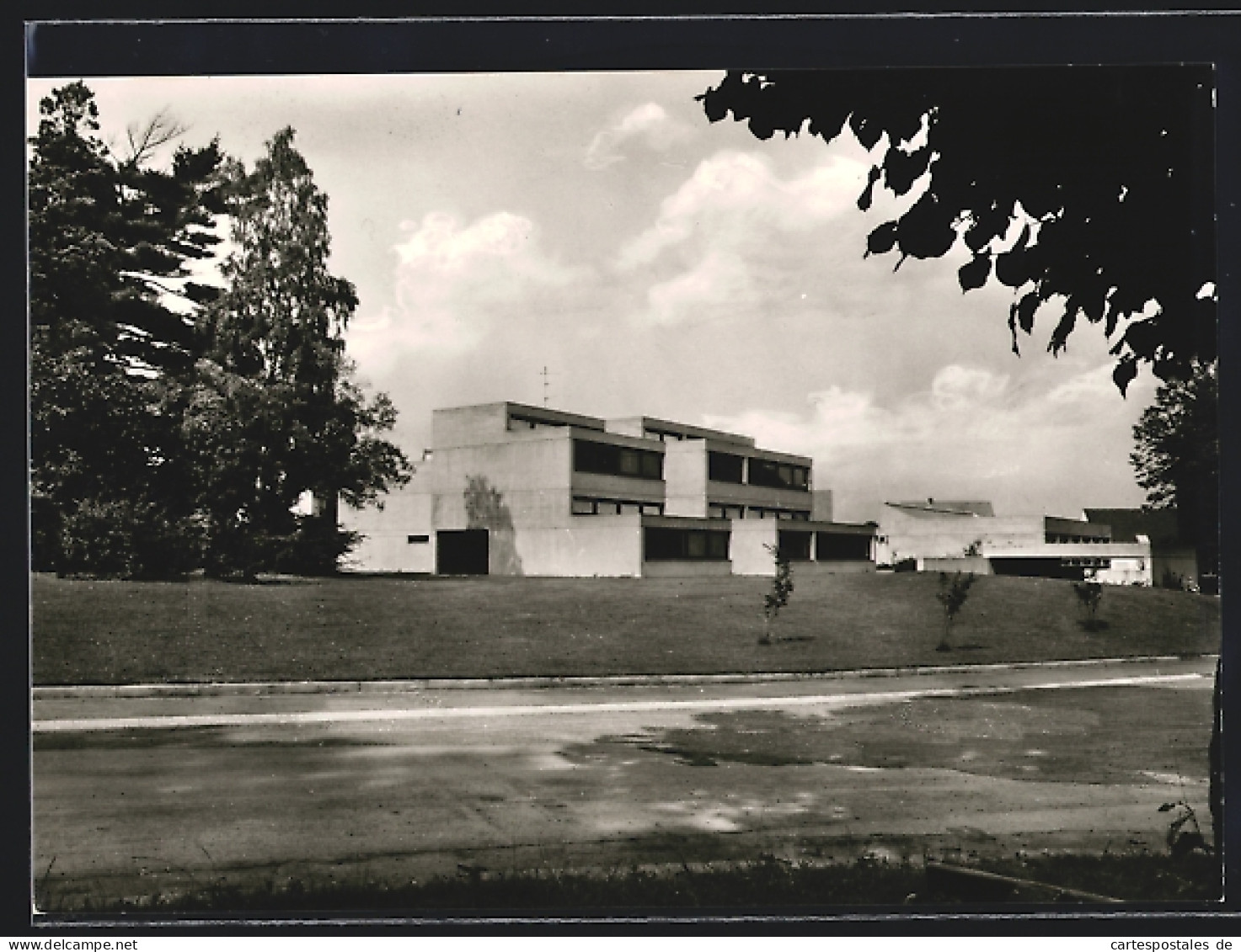 AK Kirchlengern, Strassenpartie mit Wohngebäude