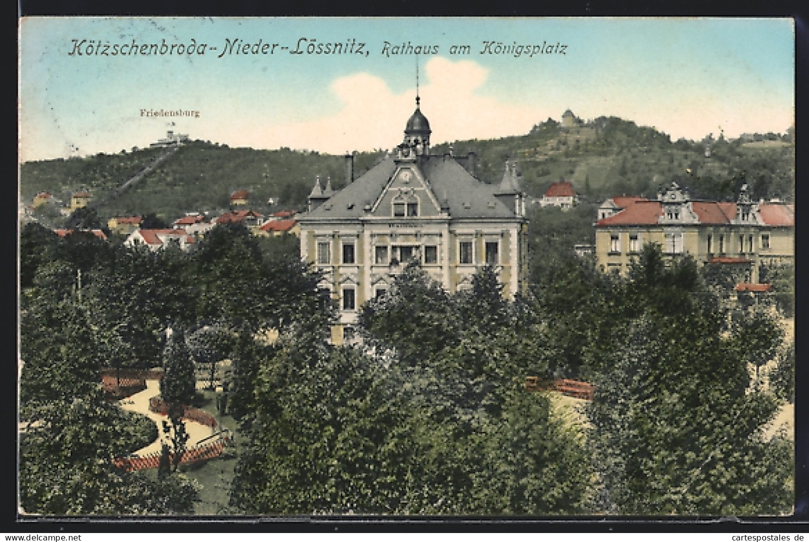 AK Kötzschenbroda-Nieder-Lössnitz, Rathaus am Königsplatz aus der Vogelschau