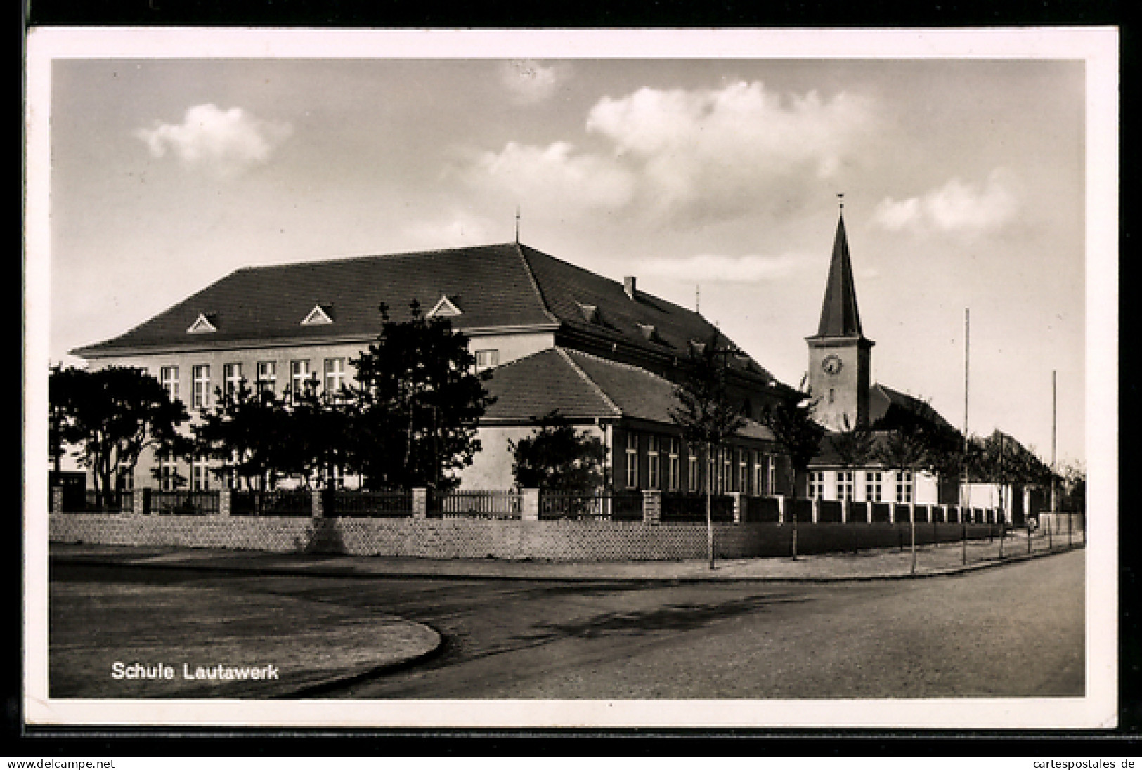AK Lautawerk, Blick auf die Schule