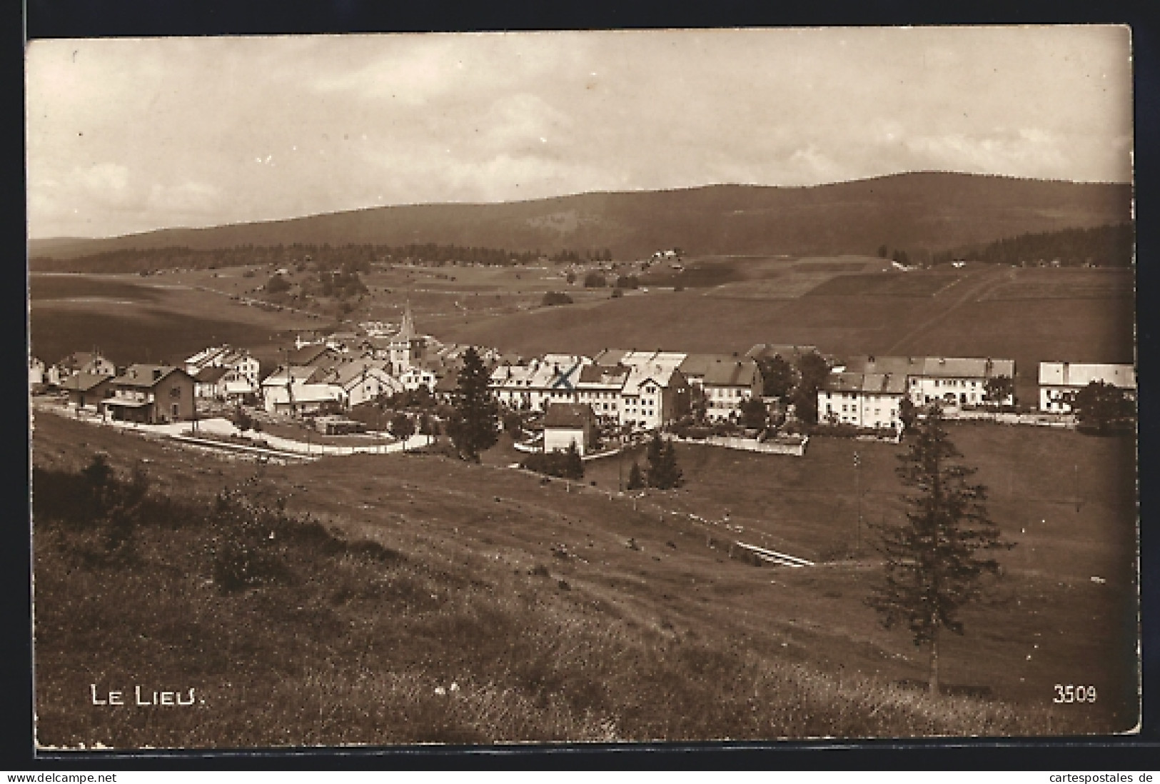 AK Le Lieu, Panorama
