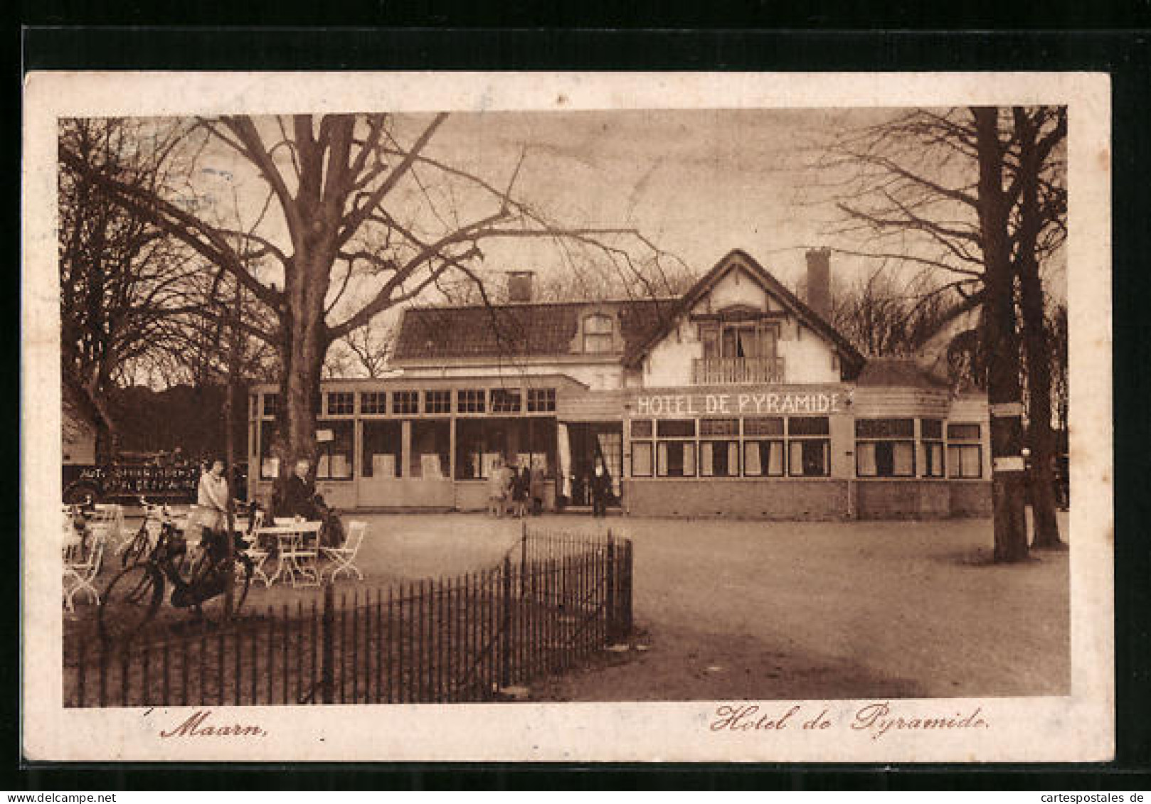 AK Maarn, Hotel de Pyramide