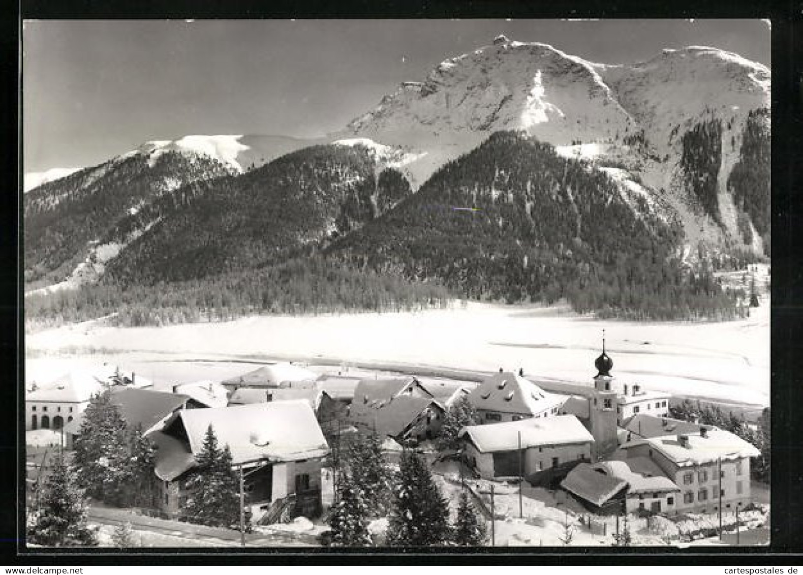 AK Madulain, Malerisches Winteridyll, Ortsansicht