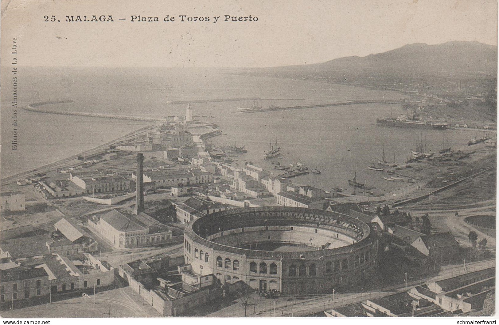 AK Malaga Plaza de Toros y Puerto Imagen aérea Vue aerienne Aerial View Andalusien Andalucia Espana Espagne Spain