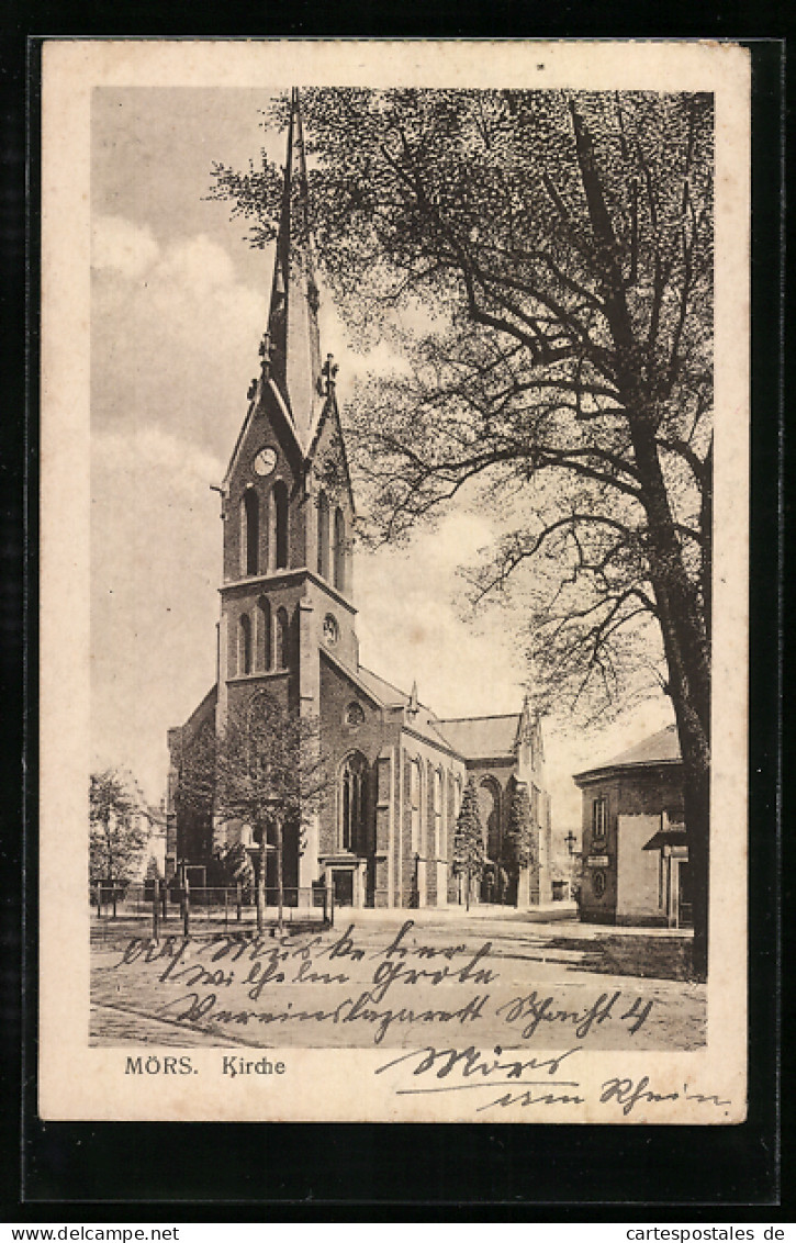 AK Mörs, An der Kirche
