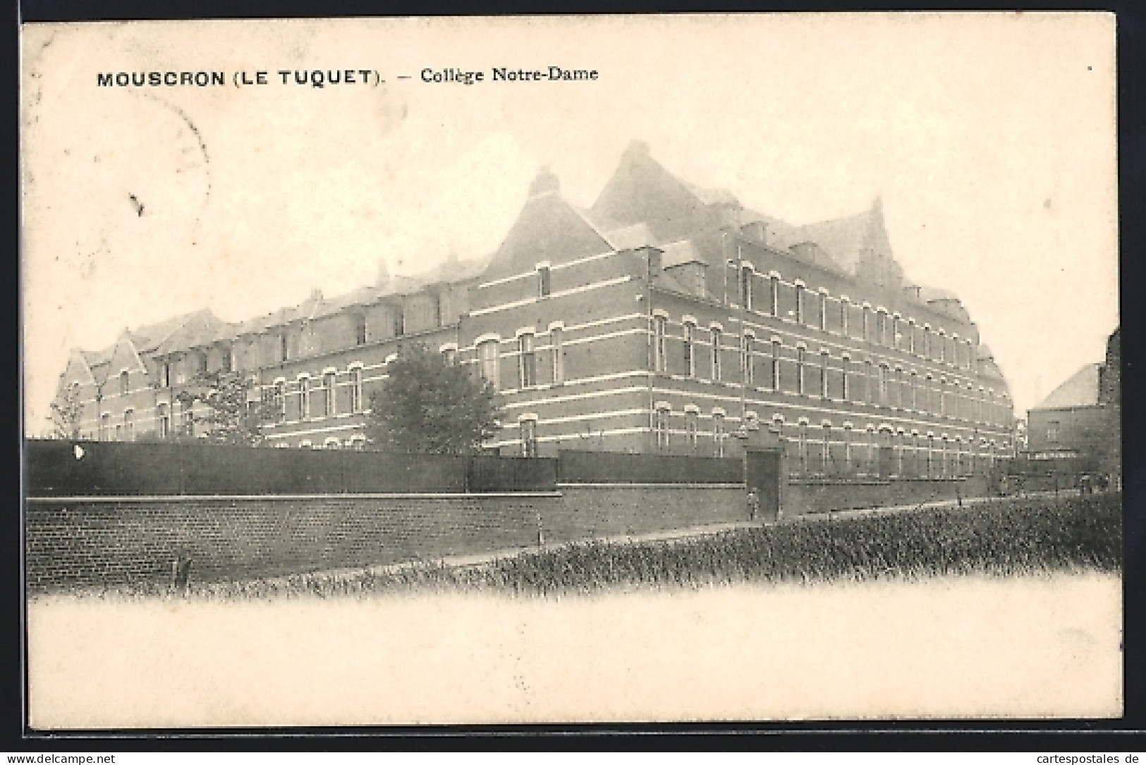 AK Mouscron, Le Tuquet, College Notre-Dame