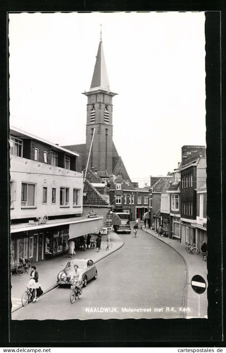 AK Naaldwijk, Molenstraat met R. K. Kerk