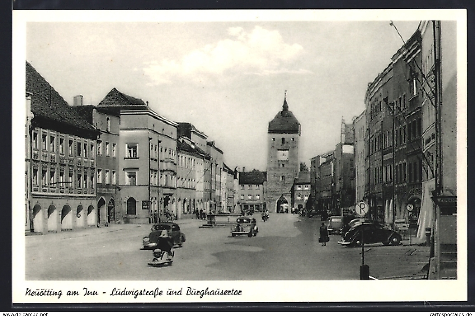 AK Neuötting am Inn, Ludwigstrasse und Burghausertor