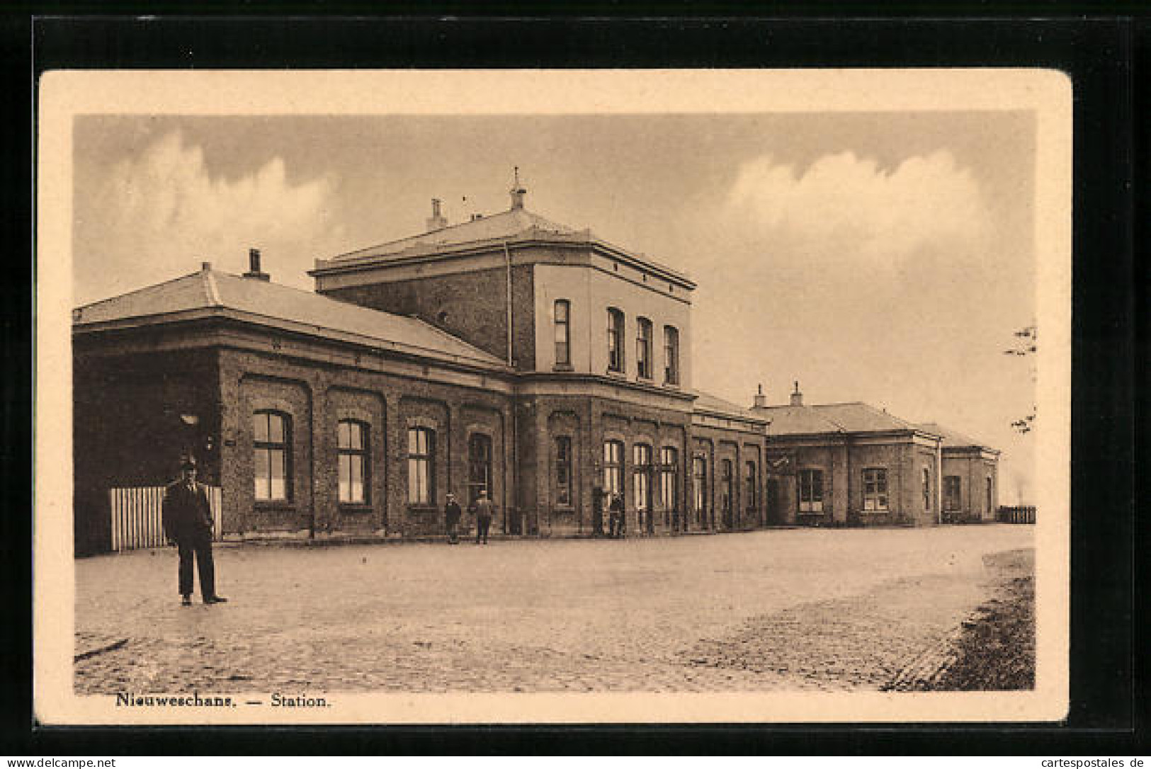 AK Nieuweschans, Station