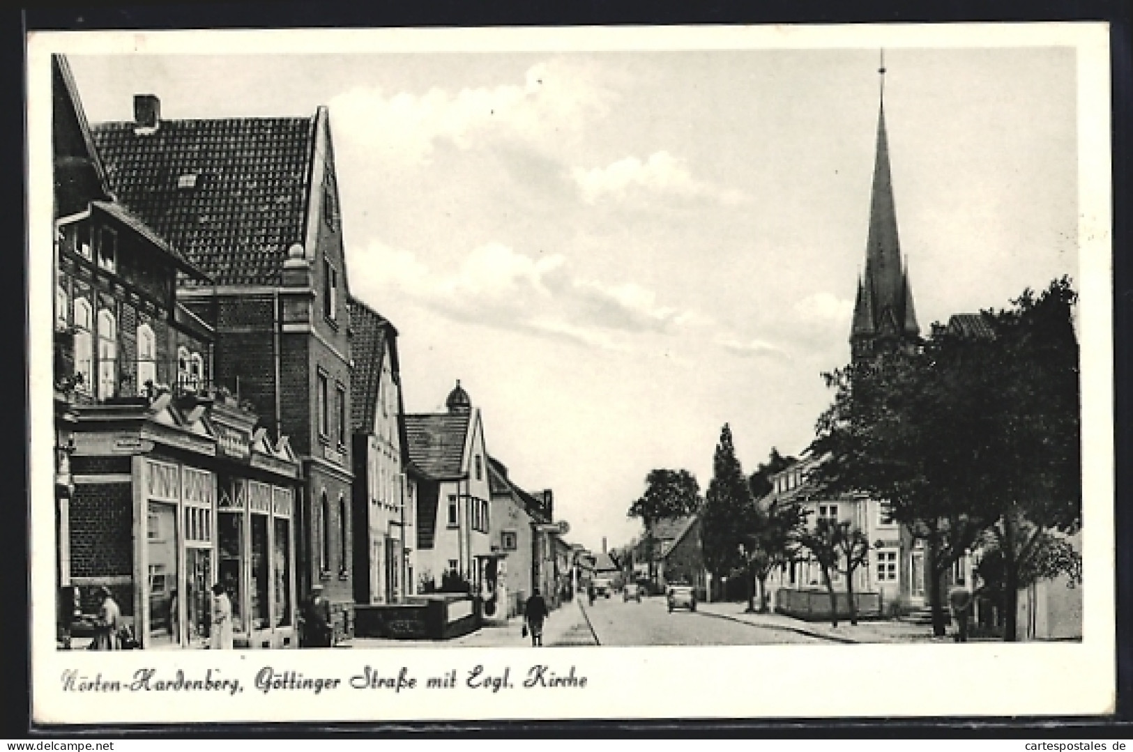 AK Nörten-Hardenberg, Göttinger Strasse mit ev. Kirche
