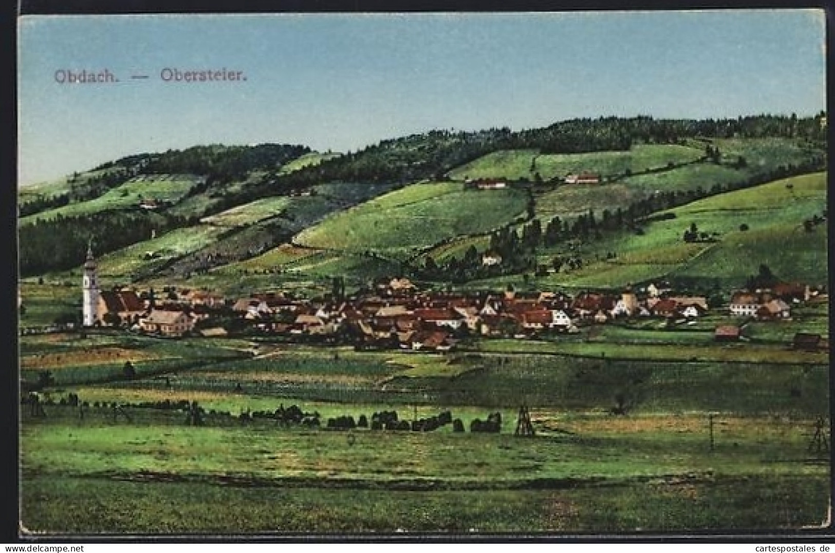AK Obdach /Obersteier., Panorama mit Dorf und Kirche