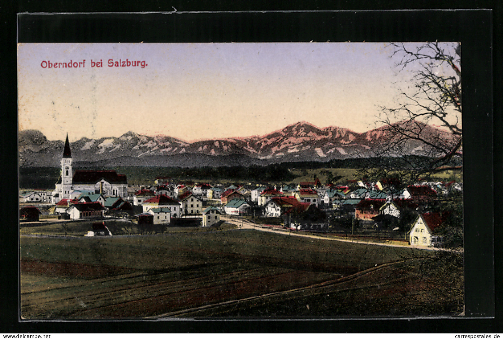 AK Oberndorf bei Salzburg, Teilansicht mit Kirche und Strassenpartie