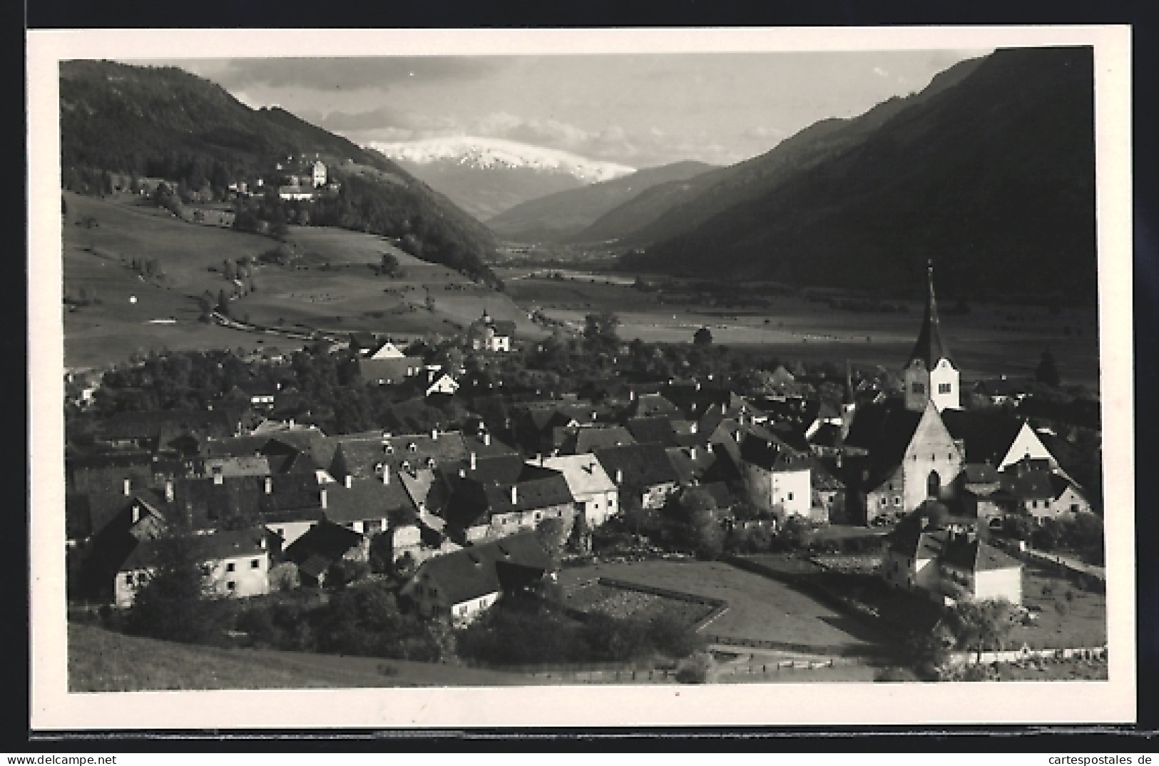 AK Oberwölz, Blick auf das Dorf und ins Tal