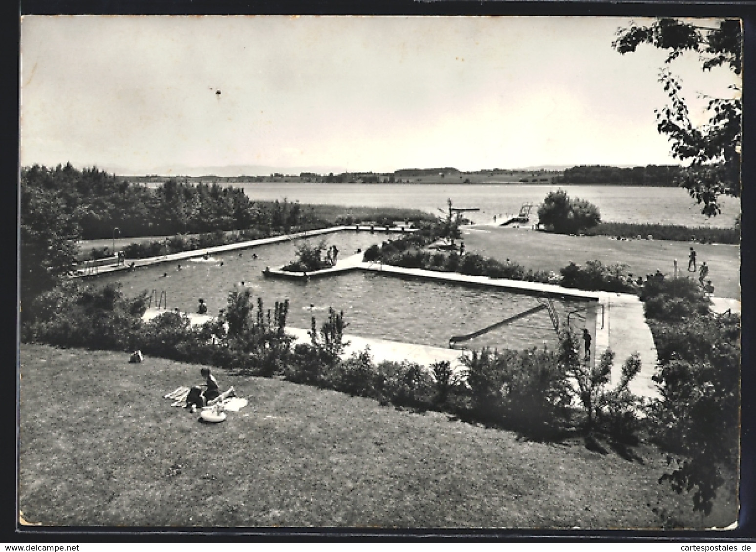 AK Pfäffikon, Schwimmbad am See