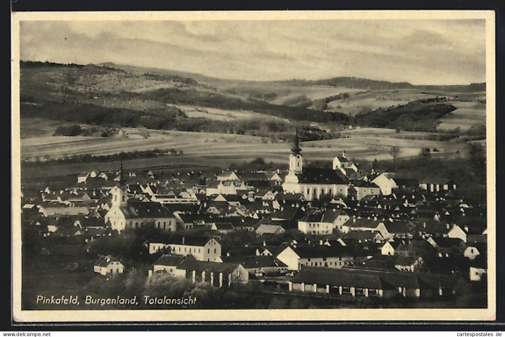 AK Pinkafeld /Burgenland, Totalansicht mit prominenter Kirche