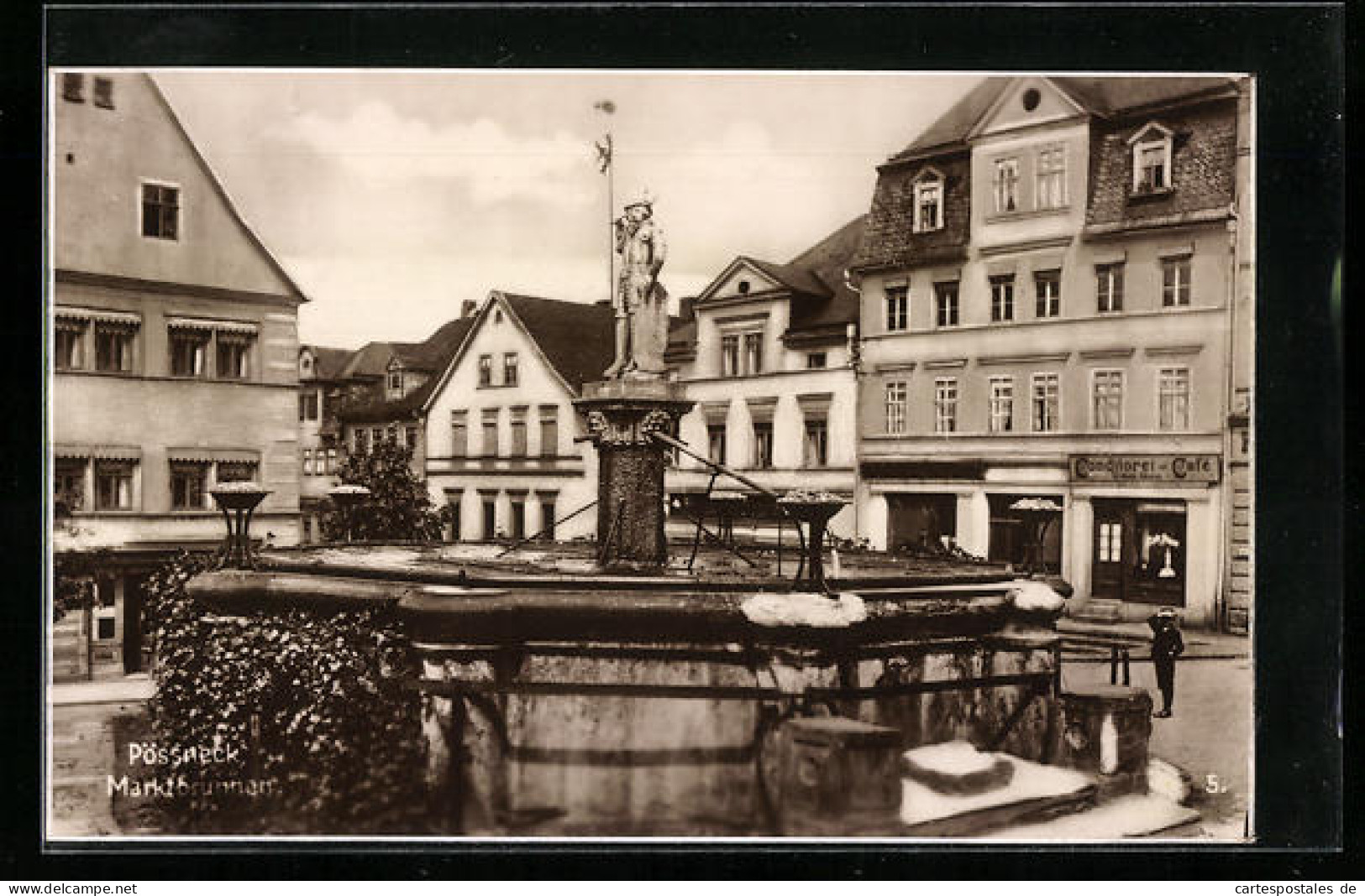 AK Pössneck, am Marktbrunnen
