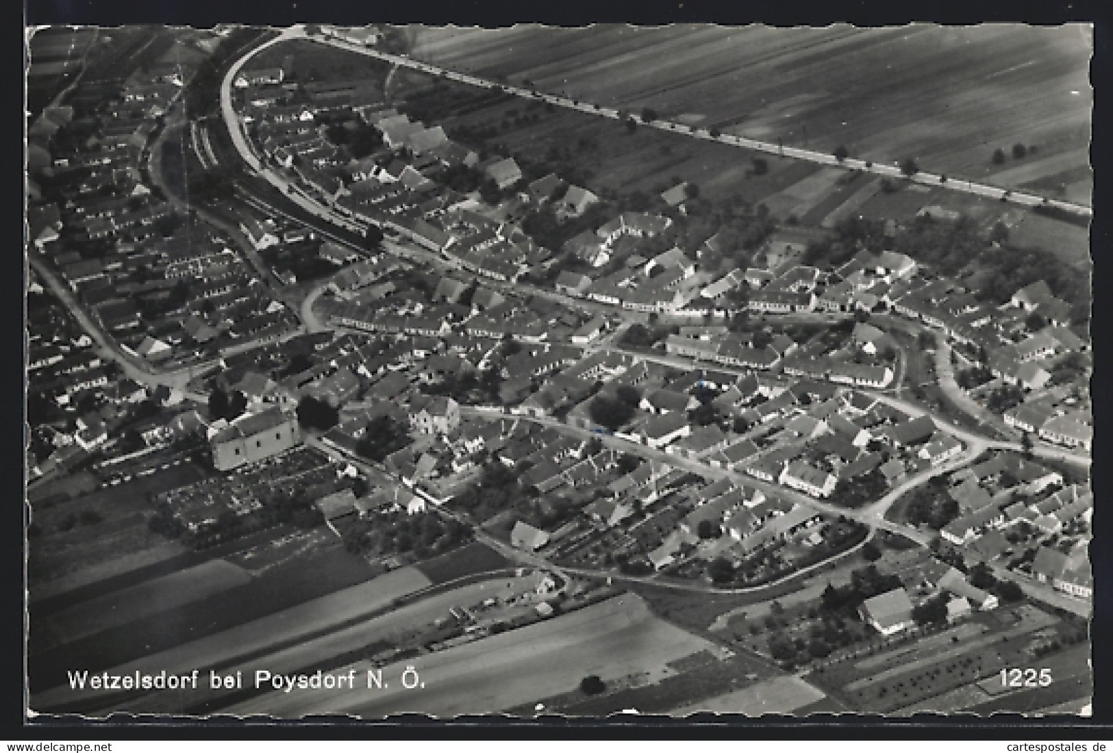 AK Poysdorf, Wetzelsdorf vom Flugzeug aus