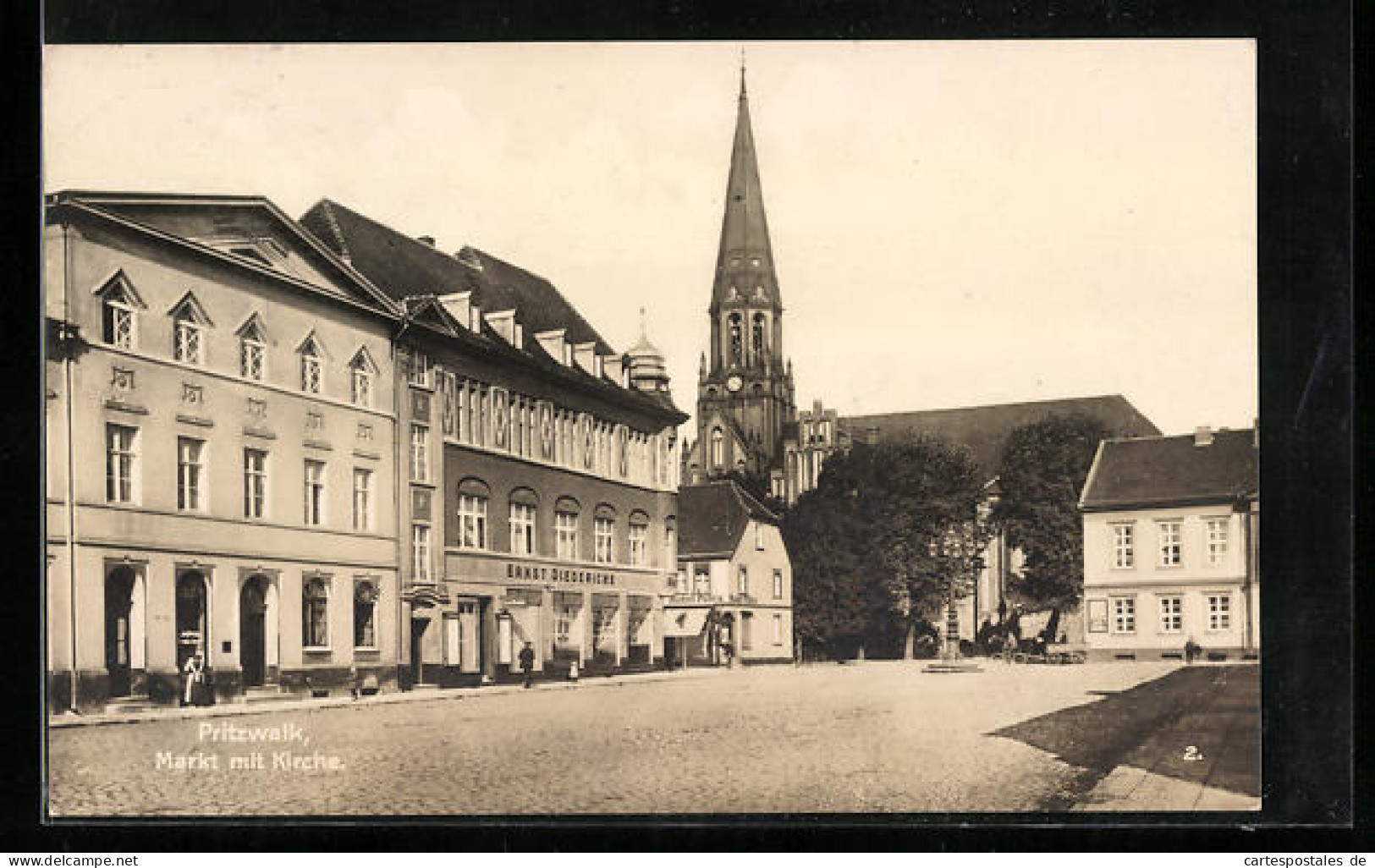 AK Pritzwalk, Markt mit Kirche