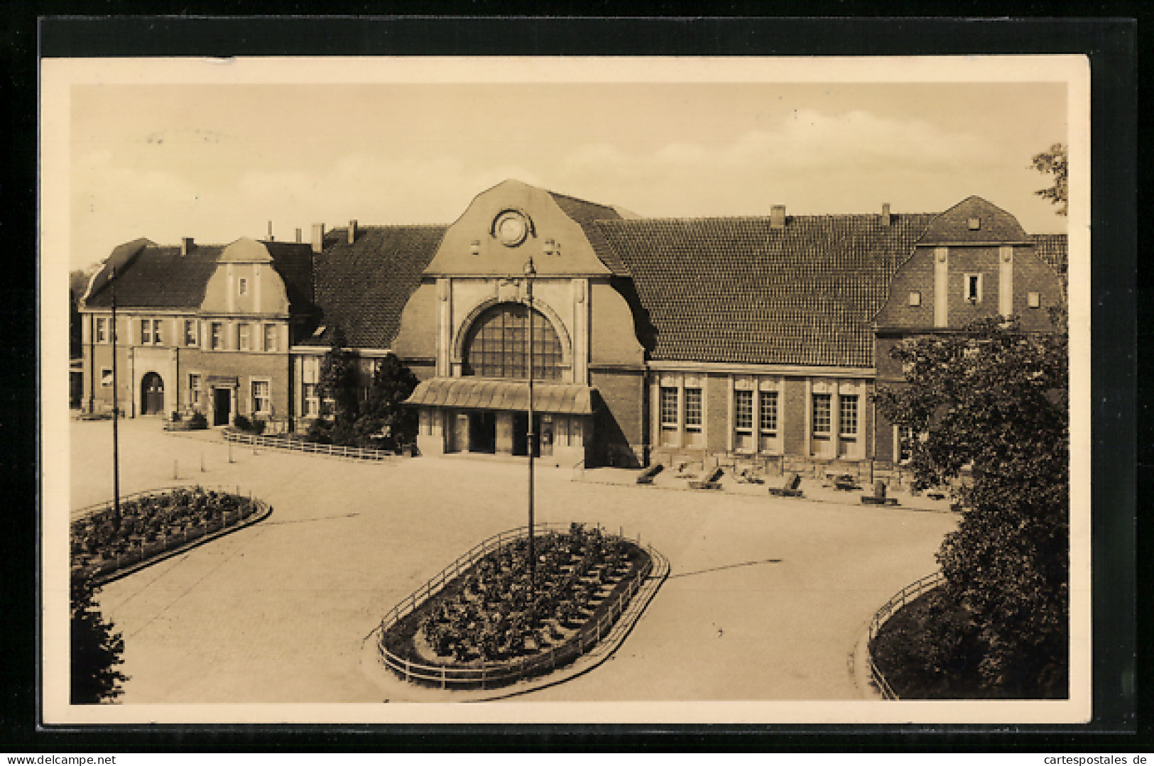 AK Quakenbrück, Bahnhof mit Vorplatz aus der Vogelschau