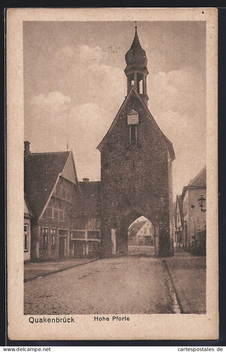 AK Quakenbrück, Hohe Pforte mit Strassenpartie