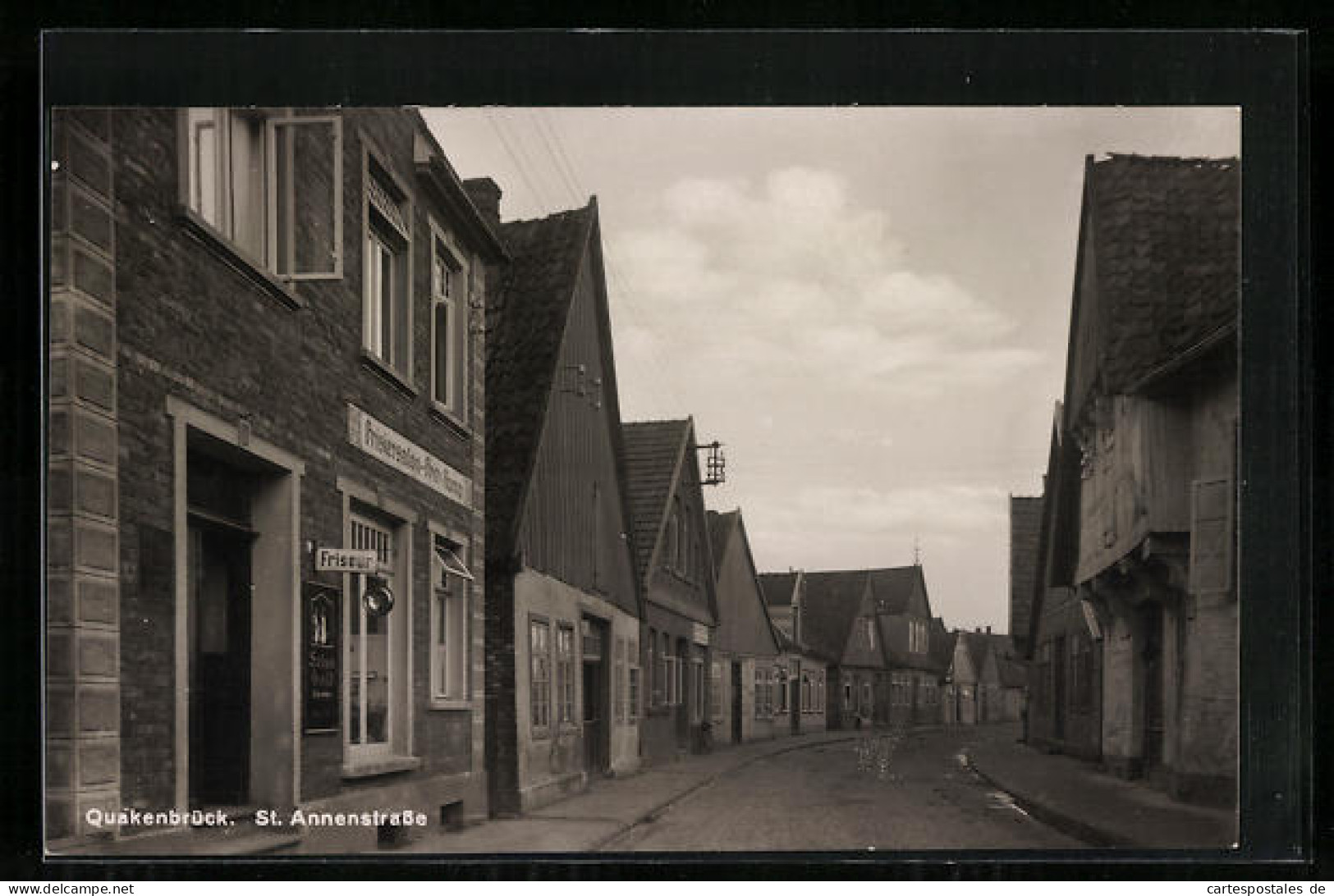 AK Quakenbrück, St. Annenstrasse mit Friseur