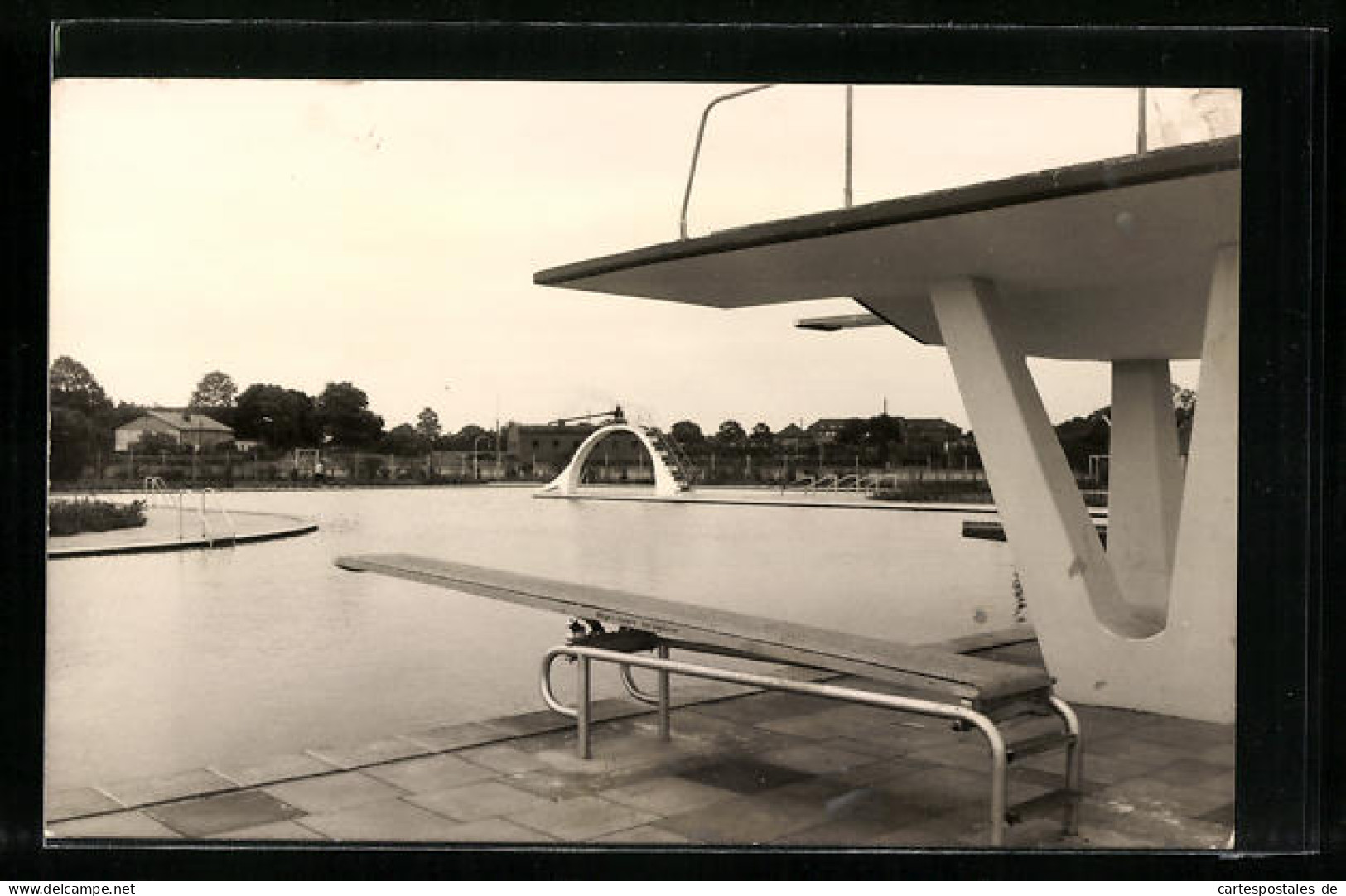 AK Quickborn / Holstein, Schwimmbad mit Sprungtürmen