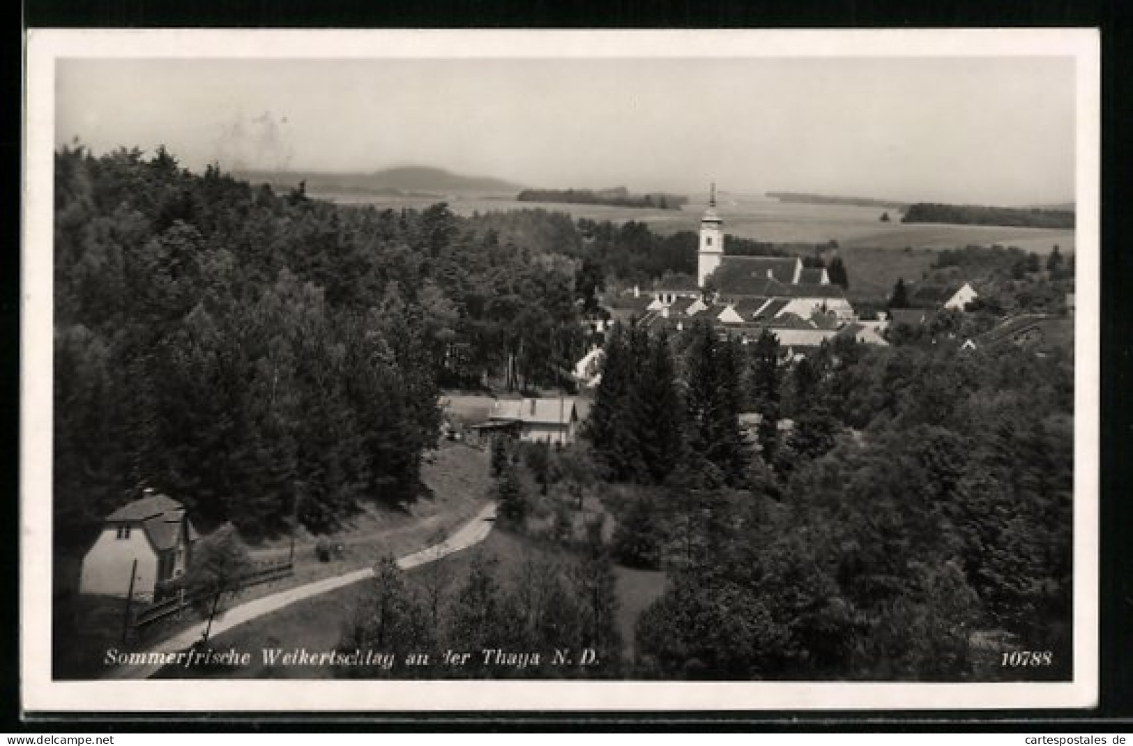 AK Raabs an der Thaya, Weikertschlag mit Kirche