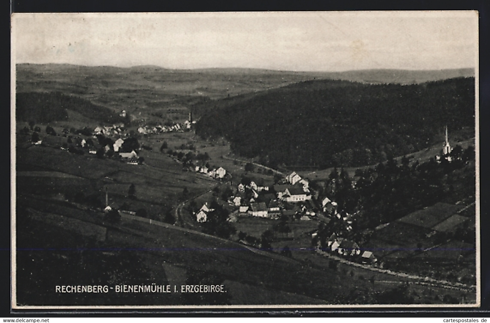 AK Rechenberg-Bienenmühle im Erzgebirge, Panorama mit Kirche