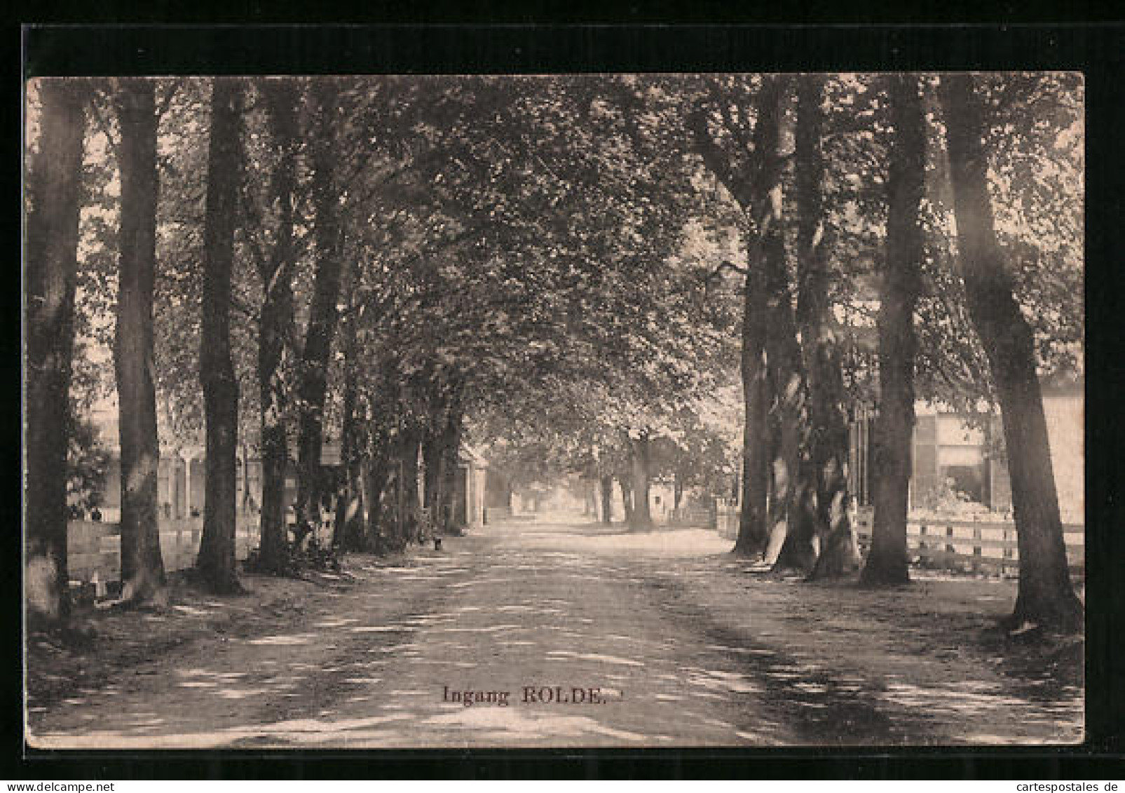 AK Rolde, Ingang