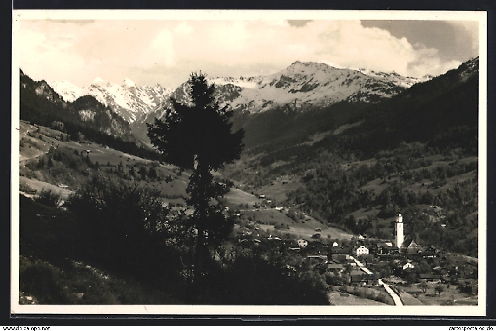 AK Saas im Prättigau, Panorama mit Kirche